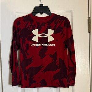 Under Armour Kids Red and Black Camo Long Sleeve Tee
